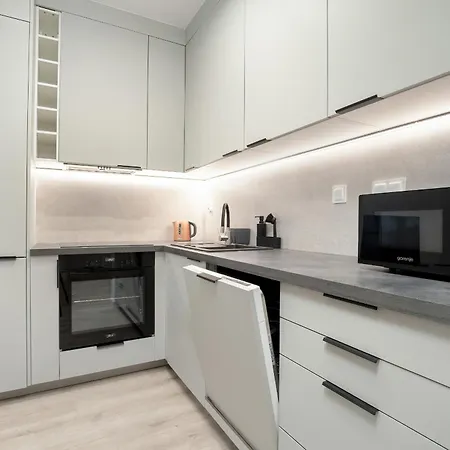 Nowoczesny Apartament Smart Tv & Wifi By Renters * Rzeszów
